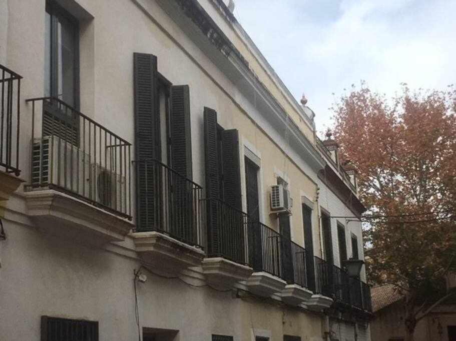 apartamento con parking Jesus del Gran Poder Sevilla Exterior foto